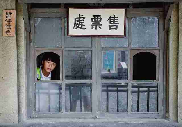 【鉴黄师免费观看】极速冲突焦点追溯 - 沉浸体验,鉴黄师是个什么职业